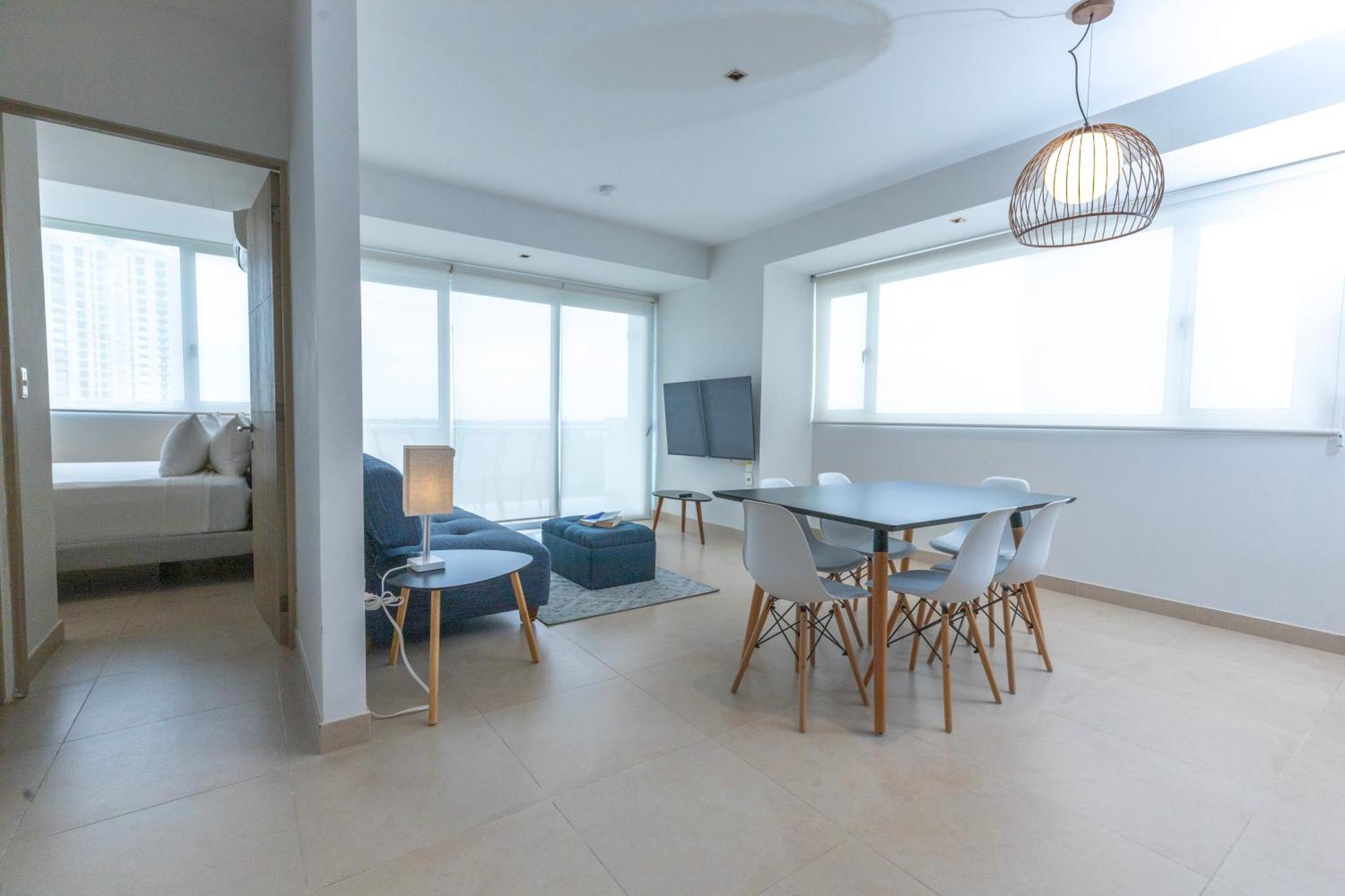 Ocean Breeze, Sanctuary - Hivenb * Cancun